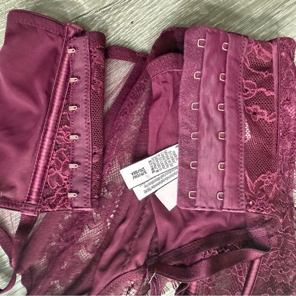 Victoria's Secret Lace Unlined Non Wired Corset Bra Top Burgundy Size Mesh Small - Picture 7 of 9